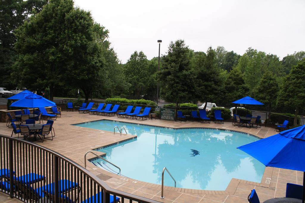 Doubletree By Hilton South Charlotte Tyvola Hotel Exterior foto