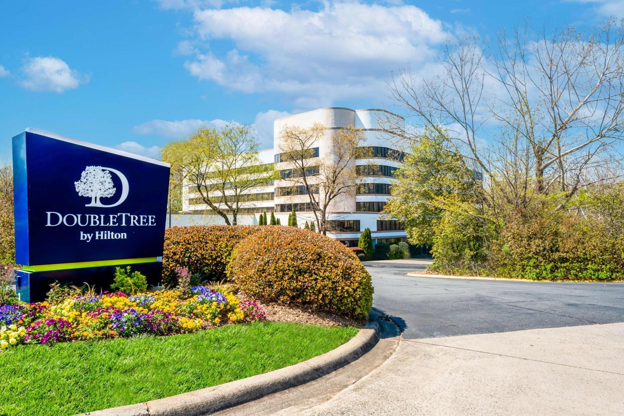 Doubletree By Hilton South Charlotte Tyvola Hotel Exterior foto